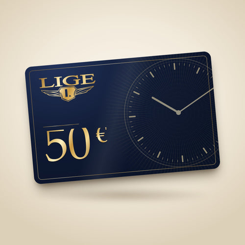 Carte cadeau LIGE de 50 € bleu nuit, logo doré et cadran de montre en filigrane